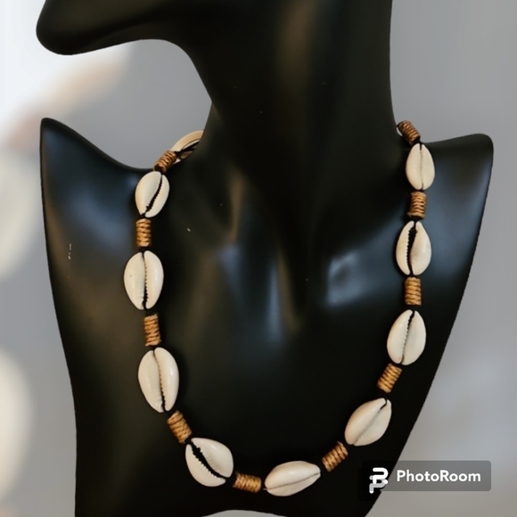 Vintage Other - VTG Macrame Cowrie Shell Men's Surfer Festival Choker Necklace